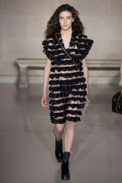 Look 34